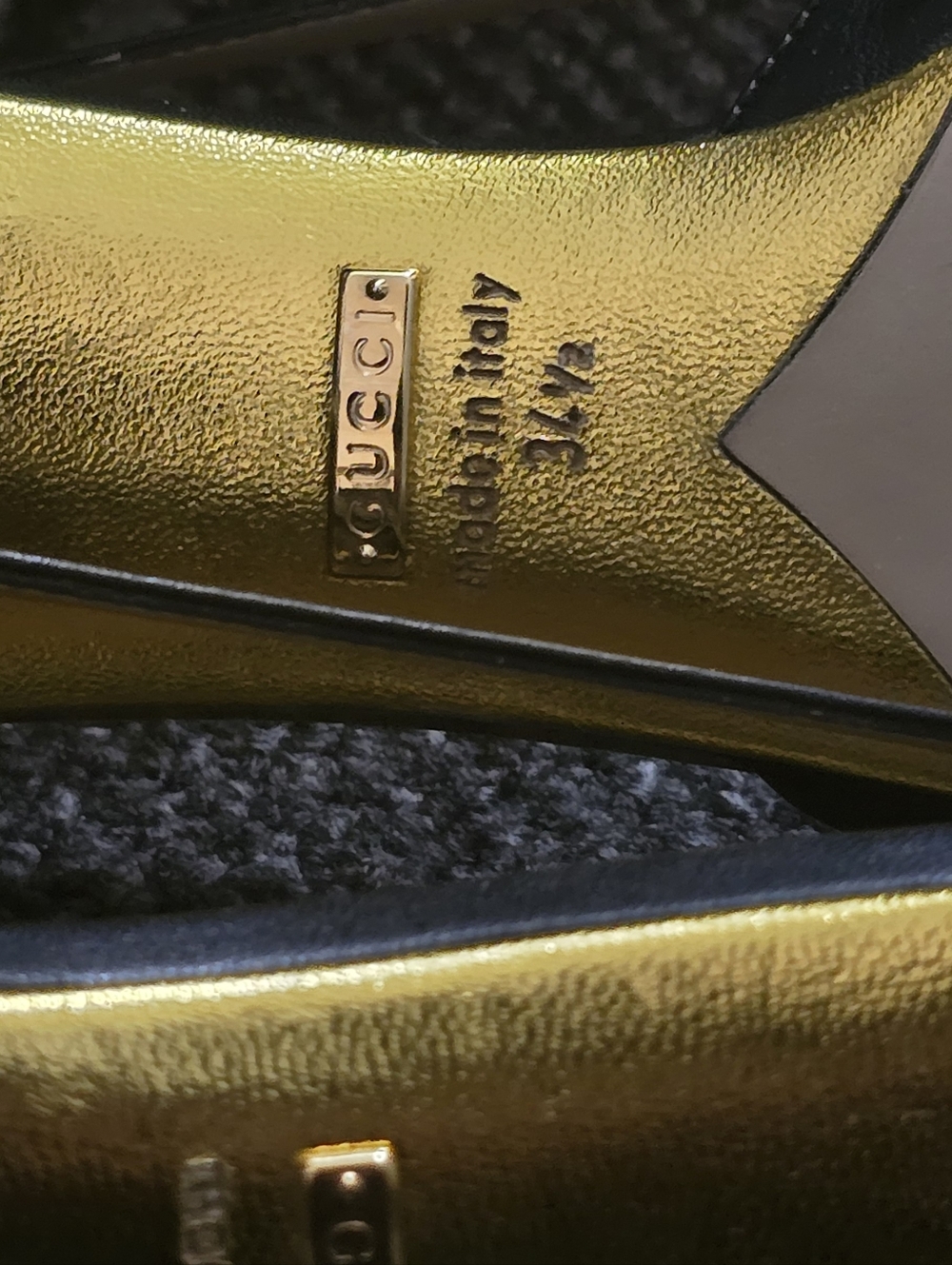 Gucci Black Leather Cherry Pumps - Picture 5 of 6